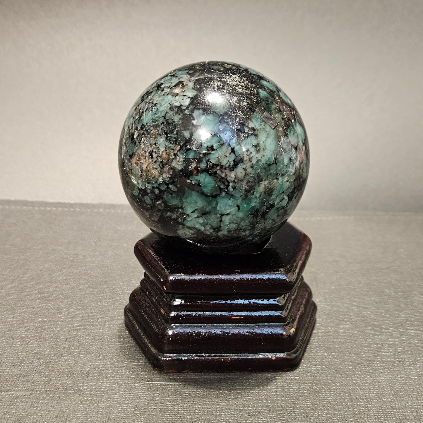 Emerald sphere