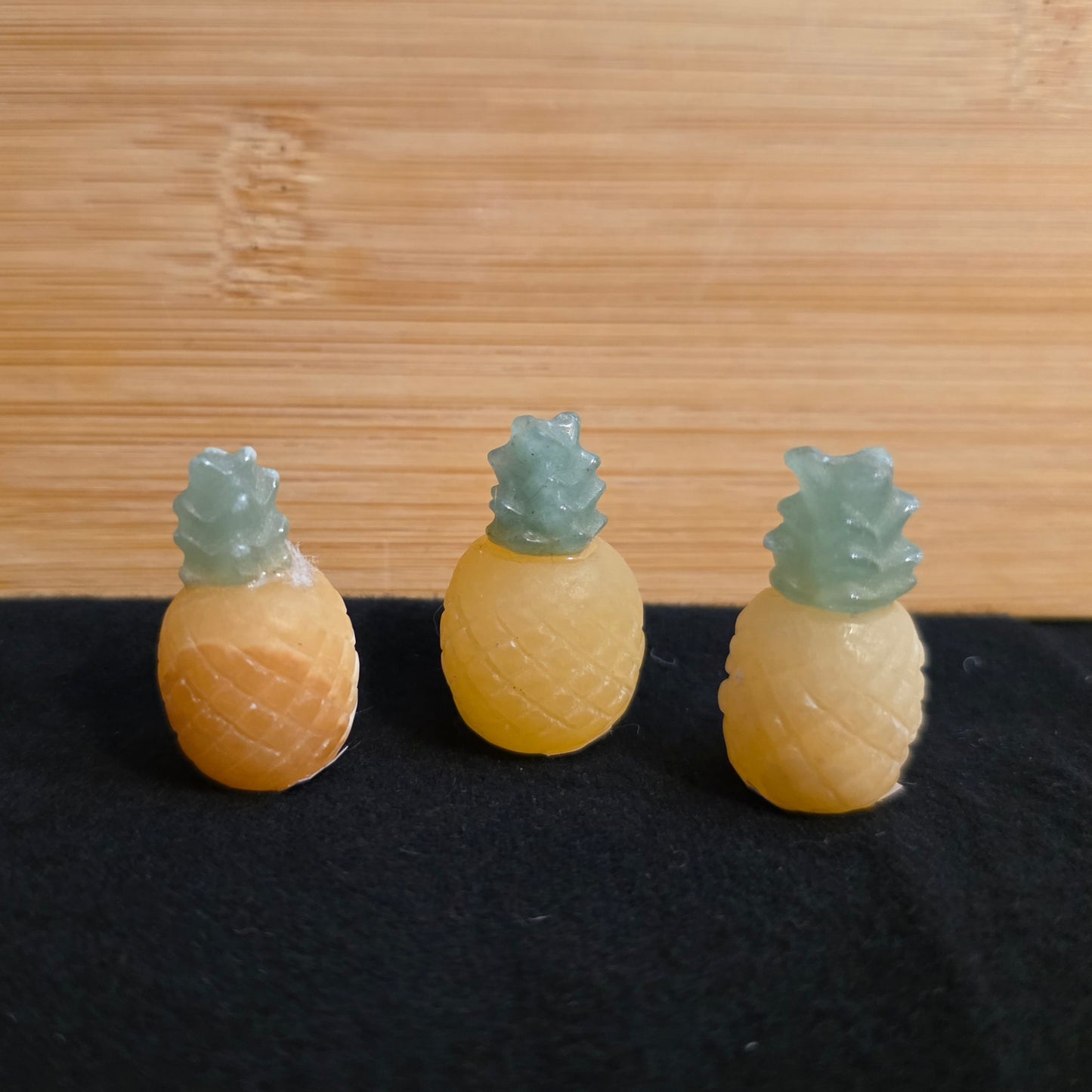 Mini Pineapple Crystal Carving