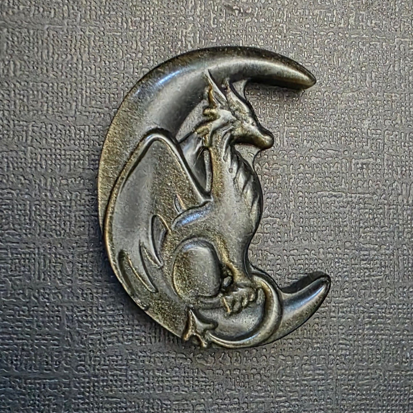 Silver Sheen & Gold Sheen Obsidian Moon Carvings – Protection, Intuition, Shadow Work