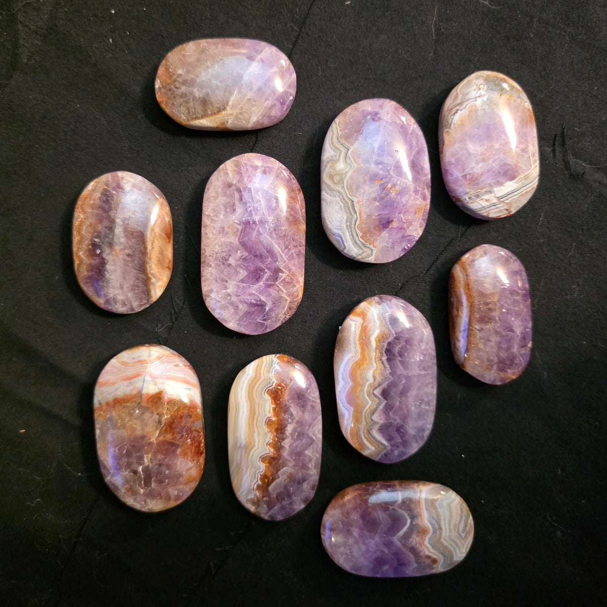 *Lace Amethyst palm stone