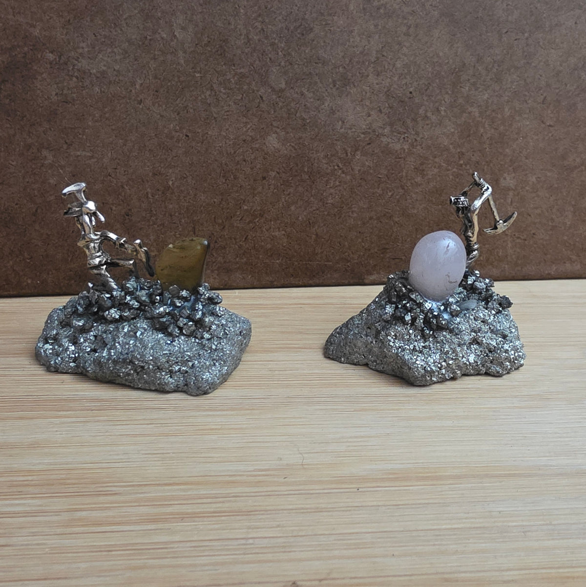 Pyrite miner