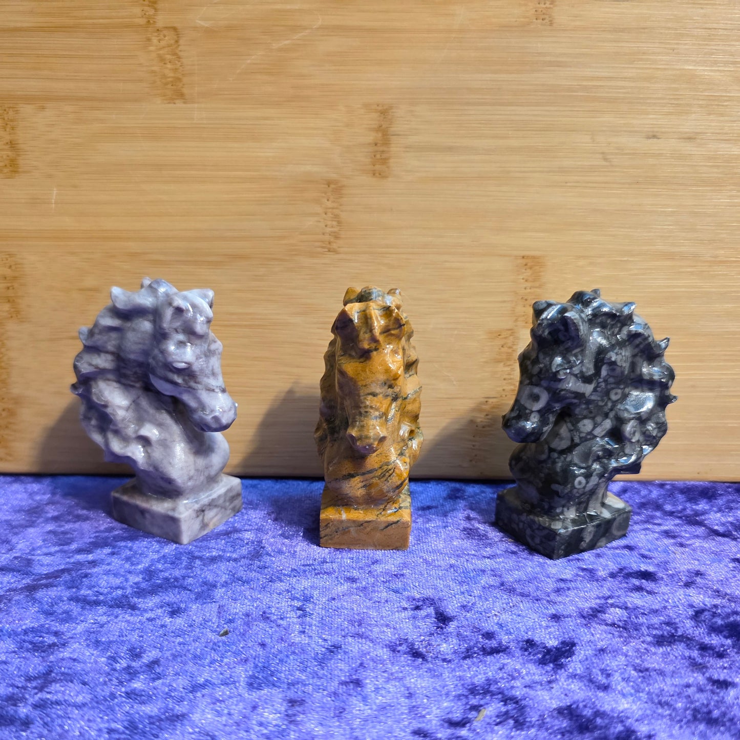 Horse Head Crystal Carving - Strength, Freedom & Spiritual Journey