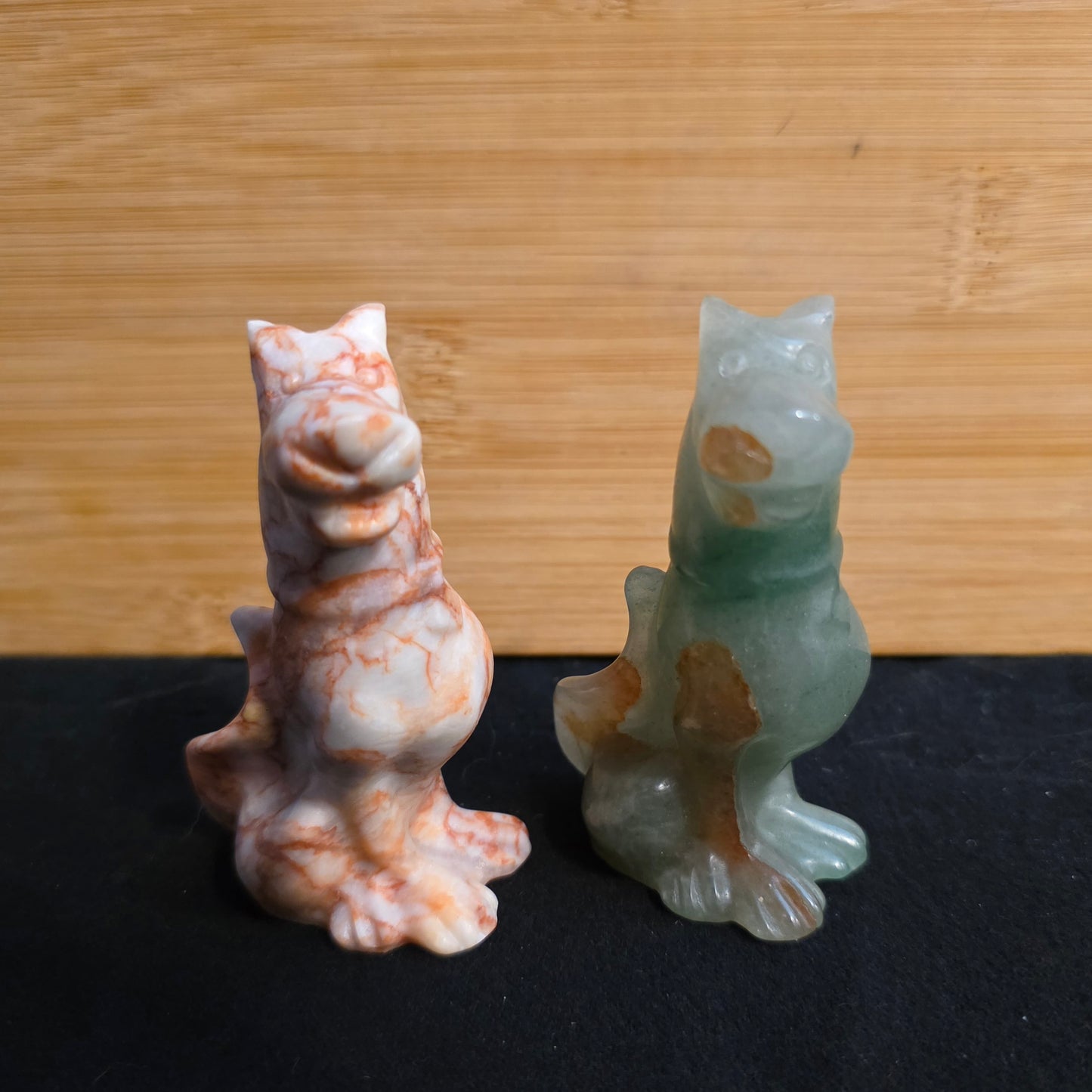 Cartoon Dog Crystal Carving (Scooby-Inspired)