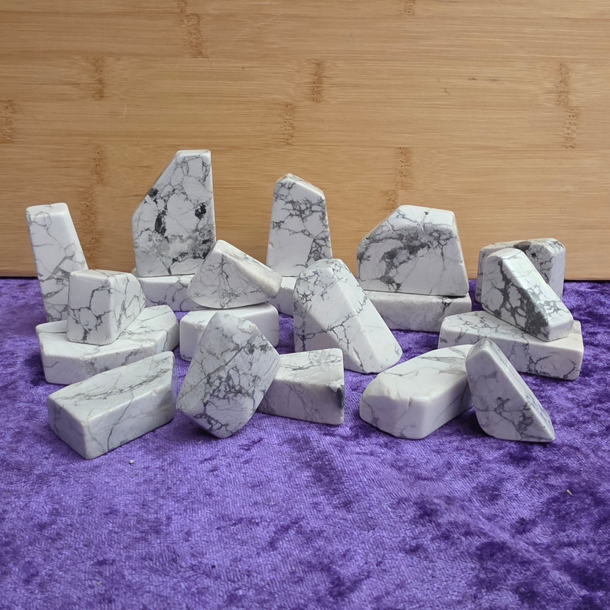 *Howlite Freeform
